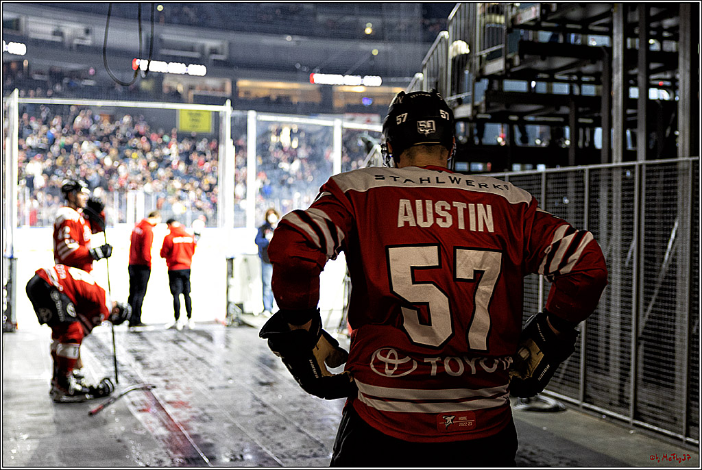 PENNY DEL;  Kölner Haie - Löwen Frankfurt; Köln, 01.12.2022